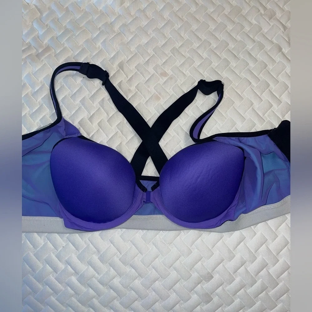 Victorias Secret Sport High Impact Padded Sports Bra *make offers*